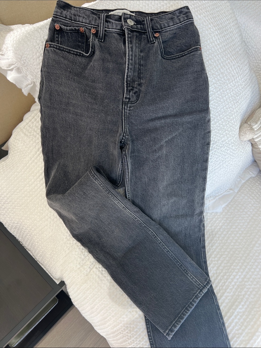 Women’s Abercrombie 90s Straight Ultra High Rise Curve Love